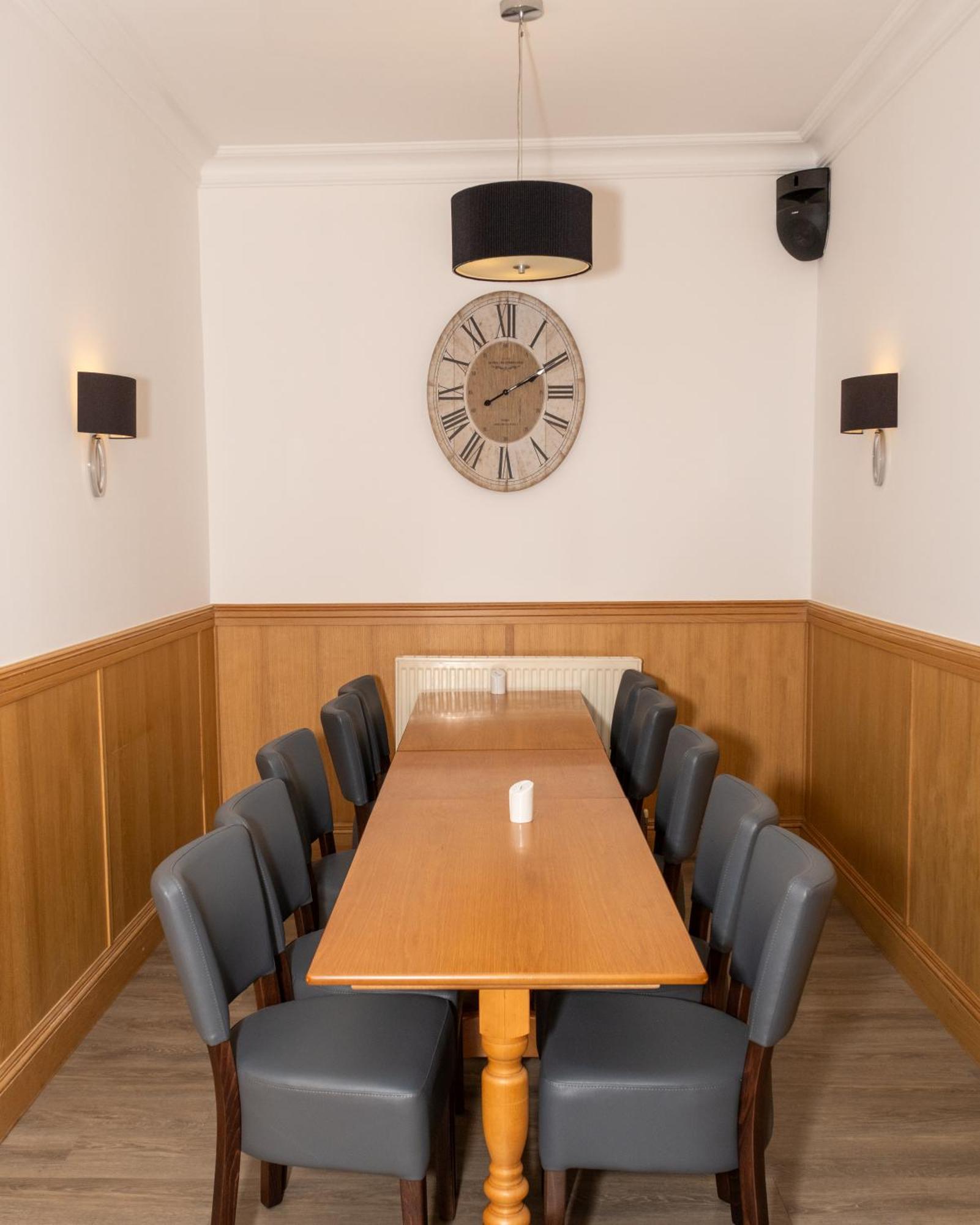 Station Hotel Ellon エクステリア 写真