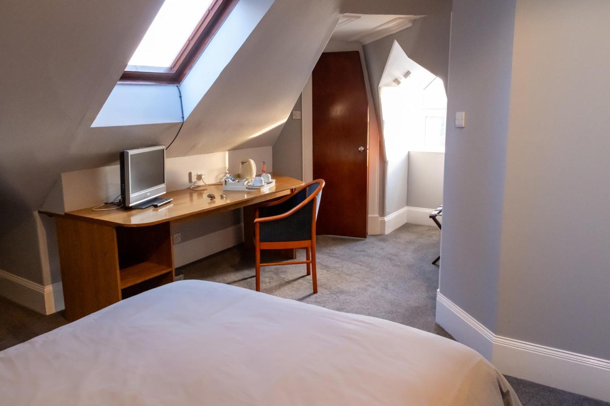 Station Hotel Ellon エクステリア 写真