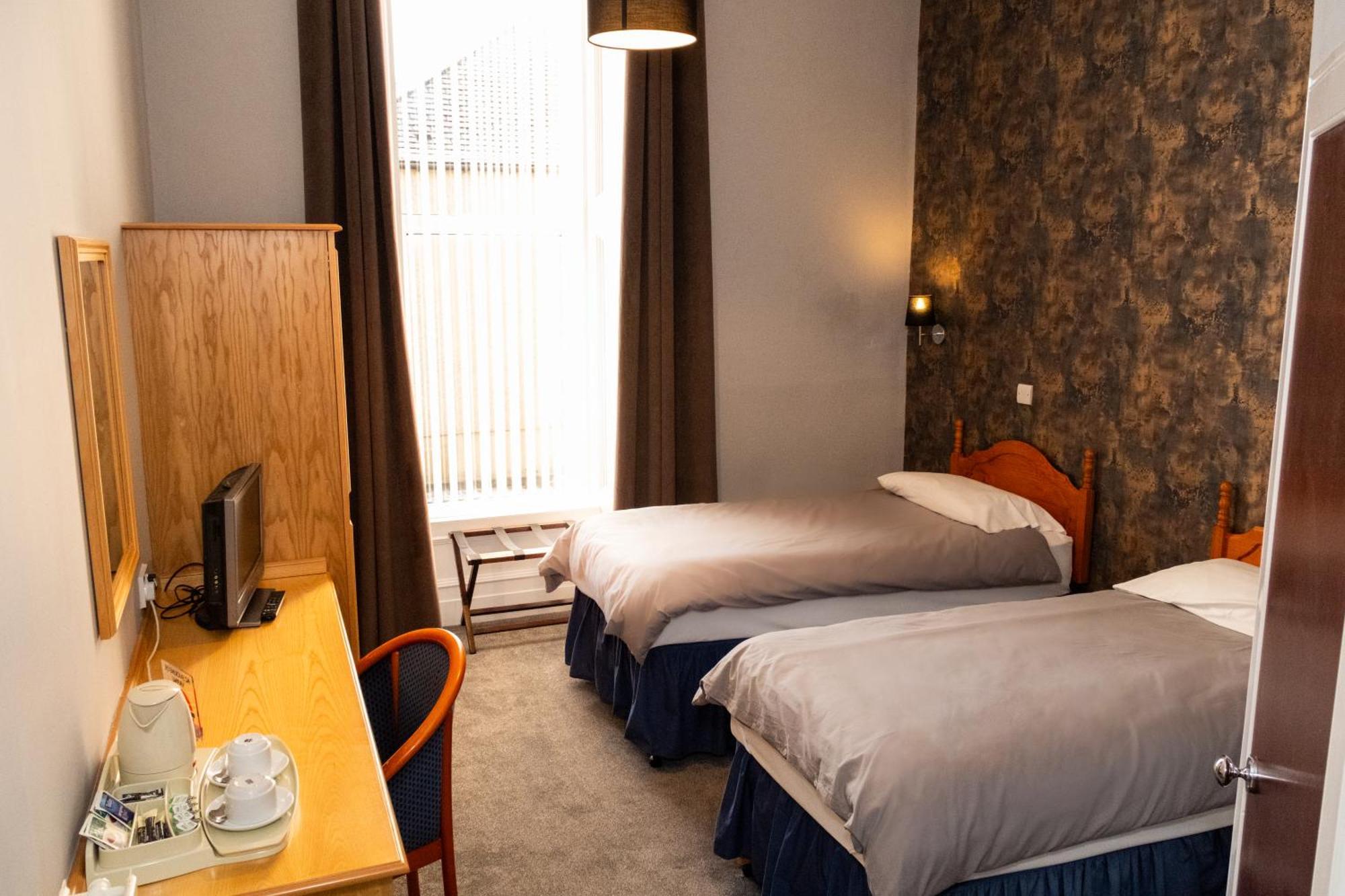 Station Hotel Ellon エクステリア 写真