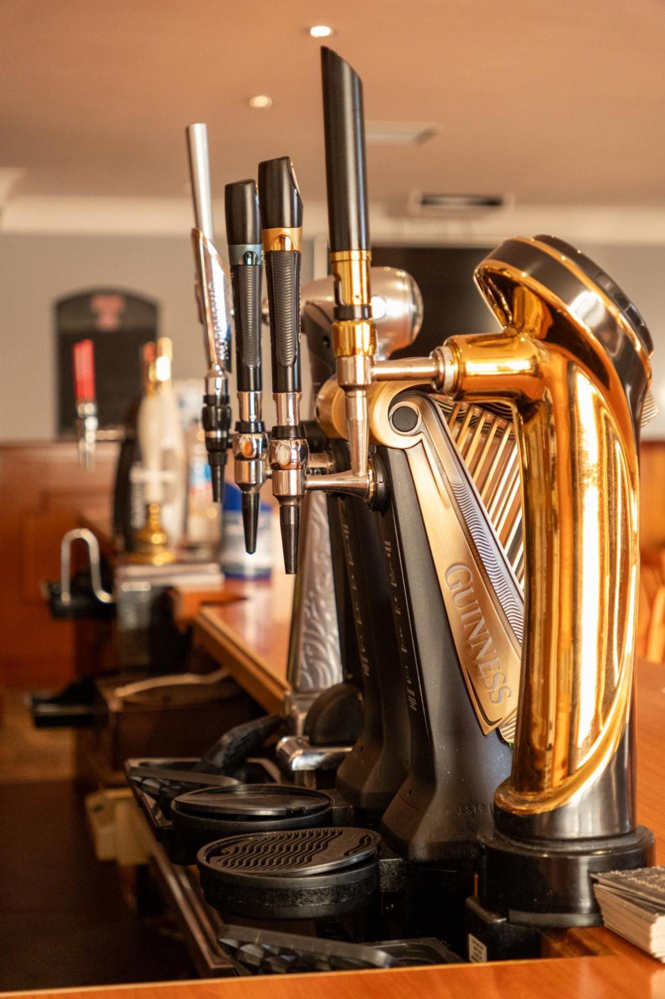 Station Hotel Ellon エクステリア 写真